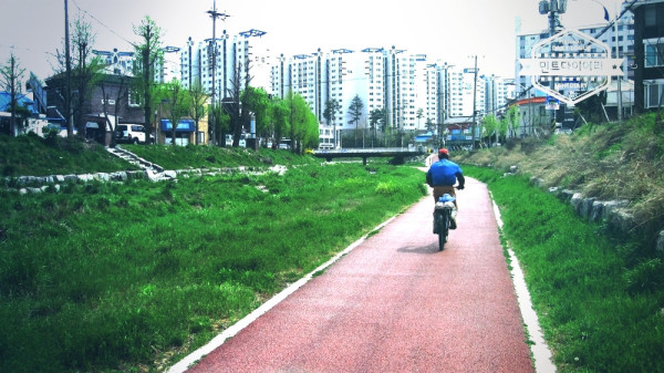 산책길 자전거